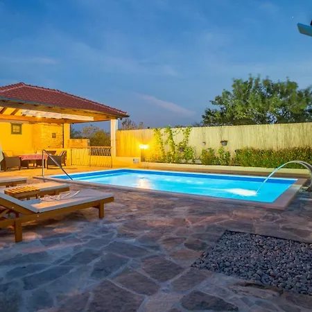 펜션 Countryside House Dugobabe Brstanovo